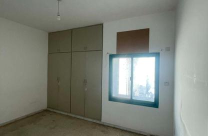 Apartment - 2 Bedrooms - 1 Bathroom for rent in Qasimia 10 building - Al Mahatta - Al Qasimia - Sharjah