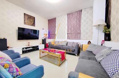 Apartment - 2 Bedrooms - 2 Bathrooms for sale in The Manhattan Tower - District 10 - Jumeirah Village Circle - Dubai