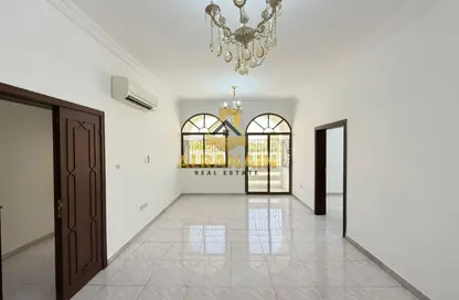 شقة - 3 غرف نوم - 4 حمامات للايجار في الرويكة - المويجي - العين