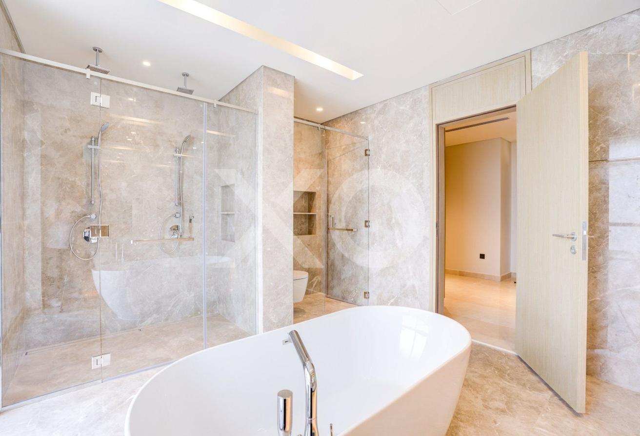 New 5BR Villa Near Schools photo 27