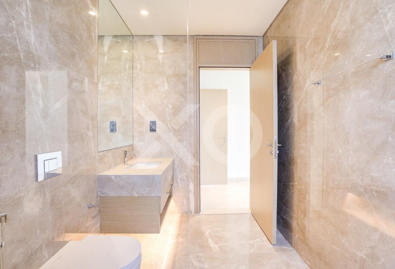 New 5BR Villa Near Schools photo 18