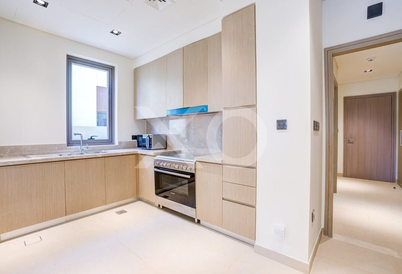 New 5BR Villa Near Schools photo 10
