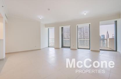 Apartment - 3 Bedrooms - 4 Bathrooms for rent in Burj Vista Tower 1 - Burj Vista - Downtown Dubai - Dubai