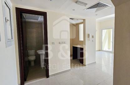 Townhouse - 2 Bedrooms - 2 Bathrooms for rent in The Townhouses at Al Hamra Village - Al Hamra Village - Ras Al Khaimah Townhouse - 2 Bedrooms - 2 Bathrooms for rent in The Townhouses at Al Hamra Village - Al Hamra Village - Ras Al Khaimah
