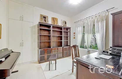 فيلا - 3 غرف نوم - 4 حمامات للبيع في الينابيع 11 - الينابيع - دبي