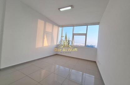 Apartment - 1 Bedroom - 1 Bathroom for rent in Tiger Building Al Qadesia - Al Nahda - Sharjah