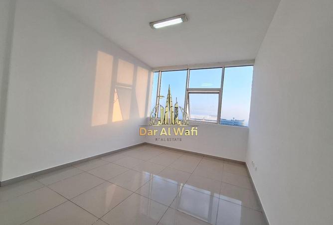 67916651 - صورة العقار 3