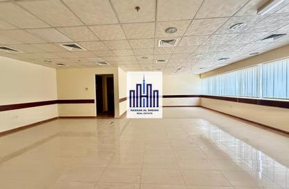 Office Space - Studio - 1 Bathroom for rent in Muwaileh - Sharjah