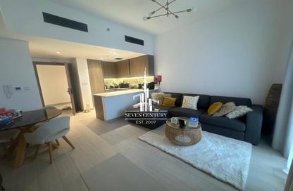 Apartment - 1 - 1 for sale in Laya Heights - Dubai Studio City - Dubai