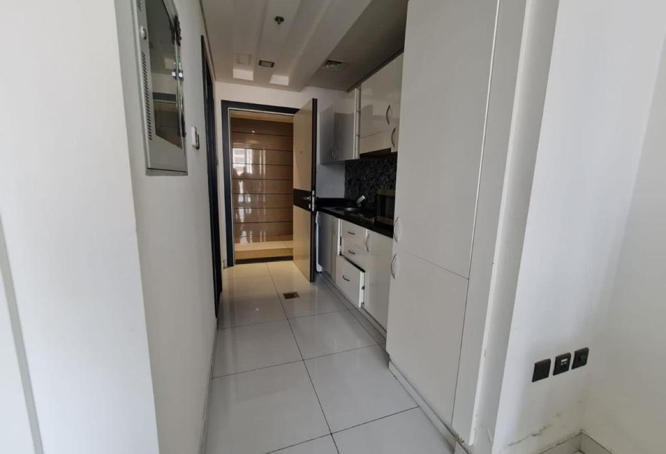 Fully Furnished | Spacious Layout | 4 cheques photo 14