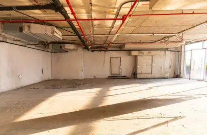 متجر - استوديو - 1 حمام للايجار في شهداب نور تاور - الفرجان - دبي