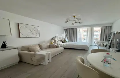 Apartment - 1 Bathroom for rent in Luma21 - District 14 - Jumeirah Village Circle - Dubai