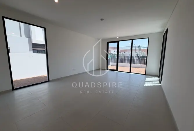 128820002 - Property Image 2