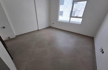 Apartment - Studio - 1 Bathroom for rent in Al Qulaya'ah - Al Sharq - Sharjah