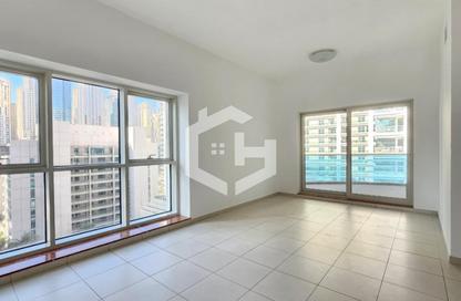 Apartment - 2 Bedrooms - 3 Bathrooms for rent in Cascades Tower - Dubai Marina - Dubai Apartment - 2 Bedrooms - 3 Bathrooms for rent in Cascades Tower - Dubai Marina - Dubai