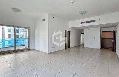Apartment - 2 Bedrooms - 3 Bathrooms for rent in Cascades Tower - Dubai Marina - Dubai Apartment - 2 Bedrooms - 3 Bathrooms for rent in Cascades Tower - Dubai Marina - Dubai