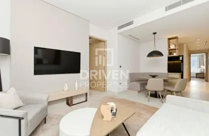 Apartment - 2 Bedrooms - 3 Bathrooms for sale in Vida Dubai Mall Tower 1 - Vida Residences Dubai Mall - Downtown Dubai - Dubai