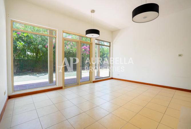 92271925 - Property Image 3