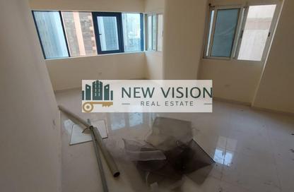 Apartment - 2 Bedrooms - 1 Bathroom for rent in Ali Mousa Tower 1 - Al Majaz 2 - Al Majaz - Sharjah