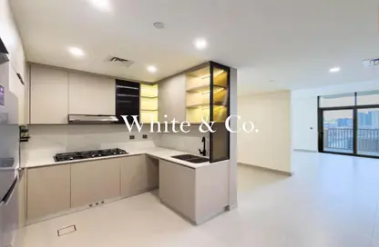 شقة - 2 غرف نوم - 3 حمامات للايجار في هادلي هايتس - منطقة 11 - قرية جميرا الدائرية - دبي