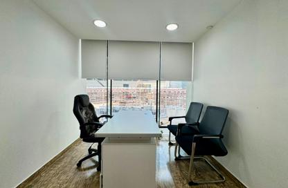 Office Space - Studio - 4 Bathrooms for rent in Hamdan Street - Abu Dhabi