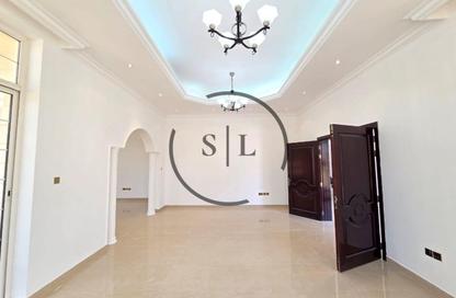 Villa - 5 Bedrooms - 6 Bathrooms for rent in Al Quoz 2 - Al Quoz - Dubai