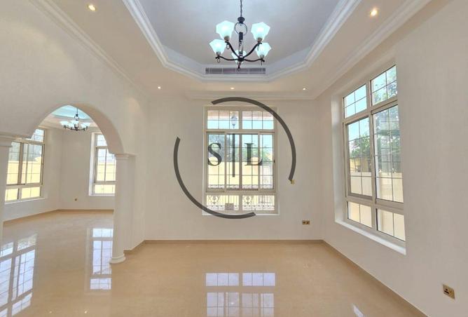 72306869 - Property Main Image