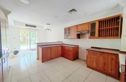 Villa - 3 Bedrooms - 4 Bathrooms for rent in Springs 5 - The Springs - Dubai