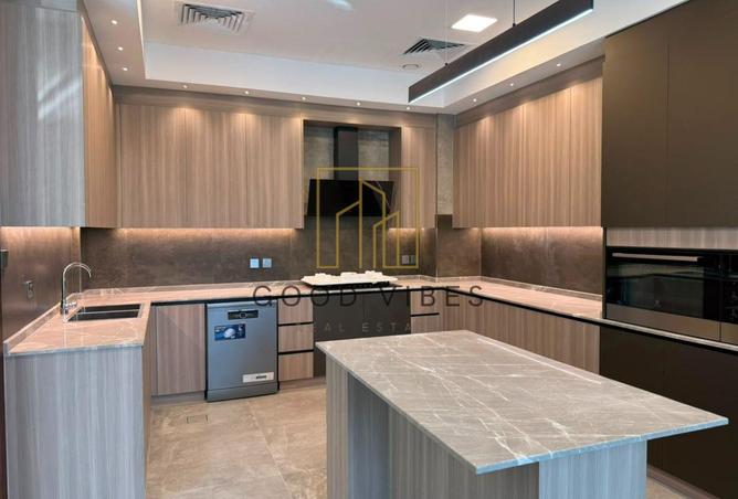 123837105 - Property Image 2