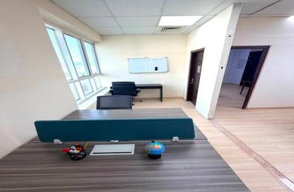 Business Centre - Studio - 4 Bathrooms for rent in Al Shaikh Building 5 - Al Khabaisi - Deira - Dubai