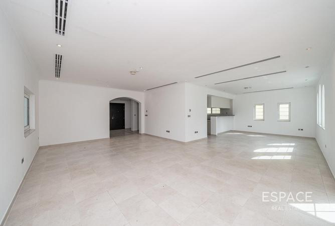 67847520 - Property Image 3