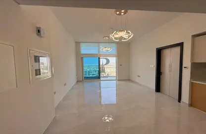 Apartment - 1 Bedroom - 2 Bathrooms for rent in Skyz by Danube - Arjan - Dubai