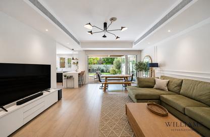 Villa - 3 Bedrooms - 3 Bathrooms for sale in Springs 10 - The Springs - Dubai Villa - 3 Bedrooms - 3 Bathrooms for sale in Springs 10 - The Springs - Dubai