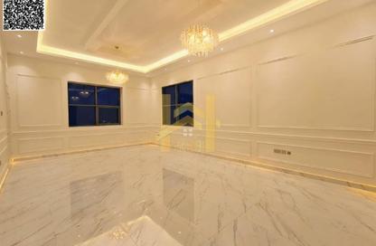 Villa - 5 Bedrooms - 7 Bathrooms for sale in Al Yasmeen 1 - Al Yasmeen - Ajman