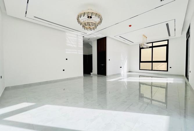 87885592 - Property Image 2