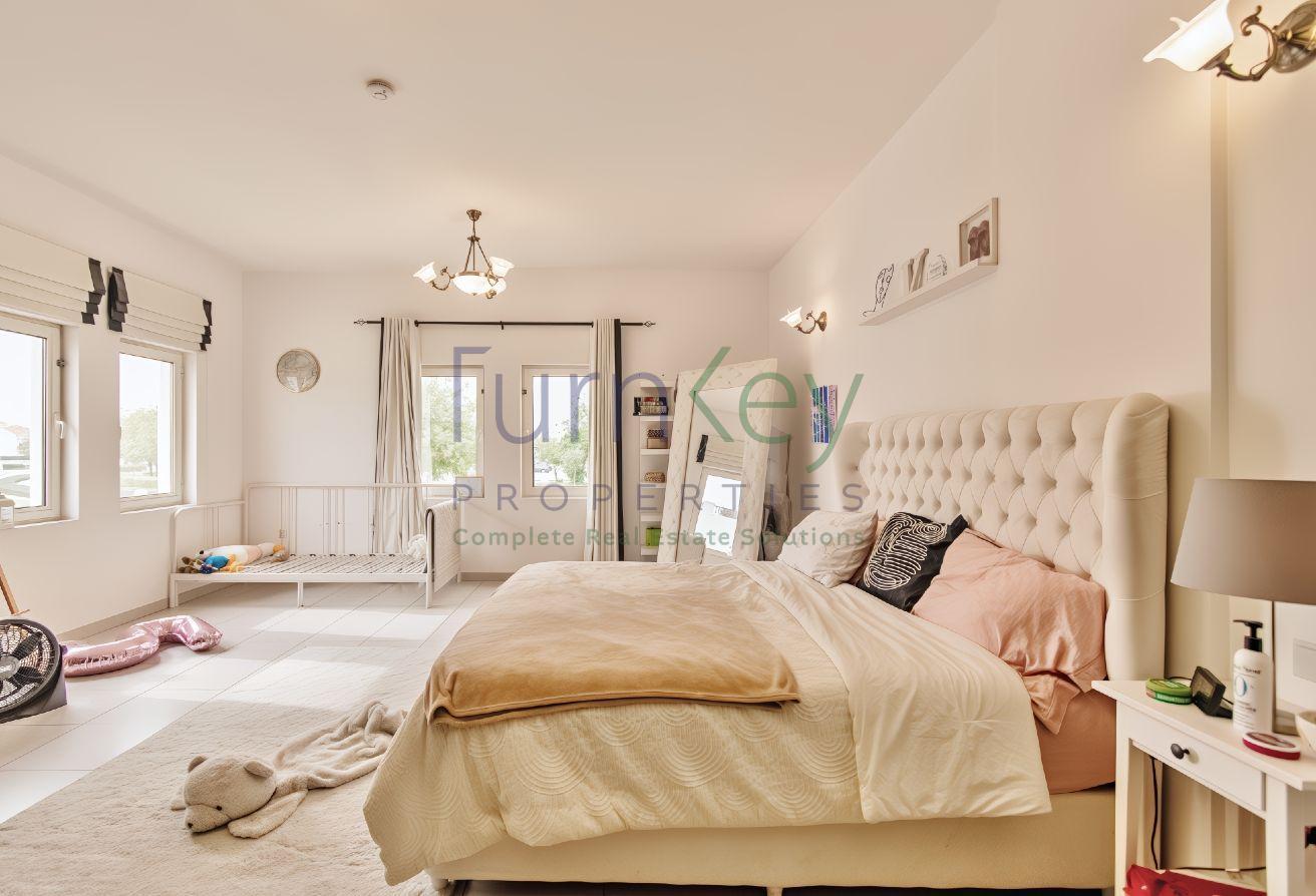 5 Bed Villa | Maid's Room | Private Pool & Garden photo 12
