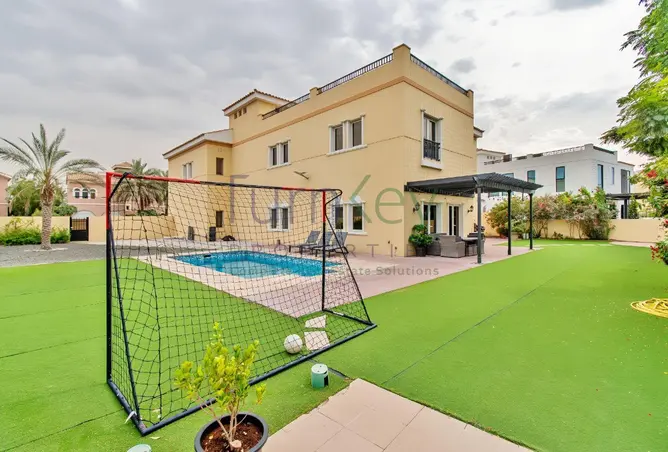 83211886 - Property Image 2