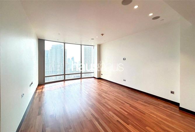 53572843 - Property Image 2