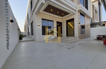 Villa - 5 Bedrooms - 7 Bathrooms for sale in Al Yasmeen 1 - Al Yasmeen - Ajman