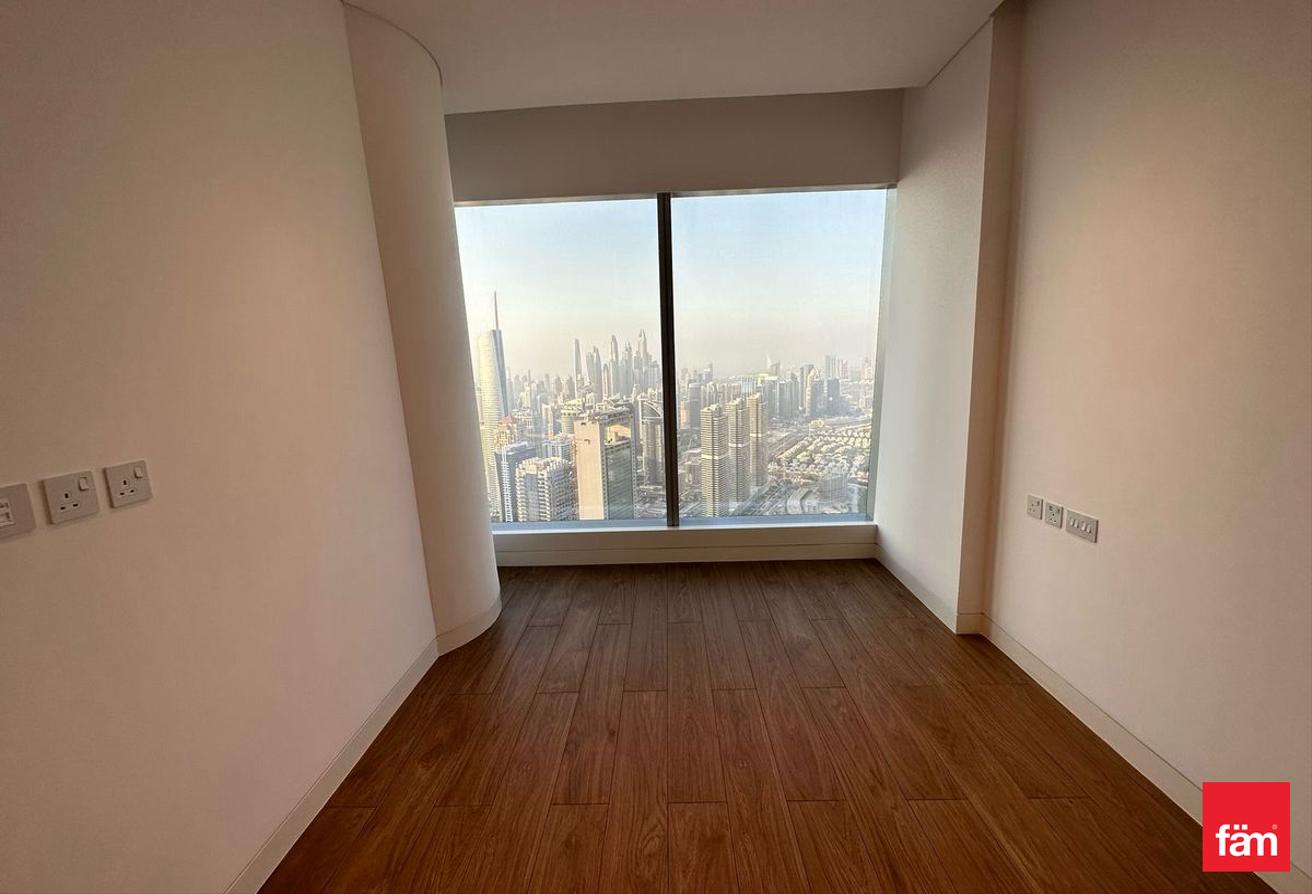 Panoramic Views | Lux Living On The Top photo 9