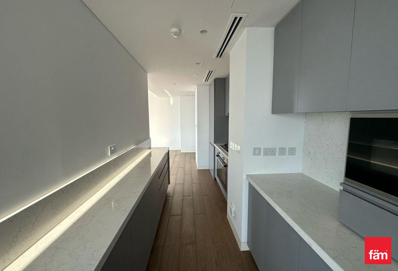 Panoramic Views | Lux Living On The Top photo 7