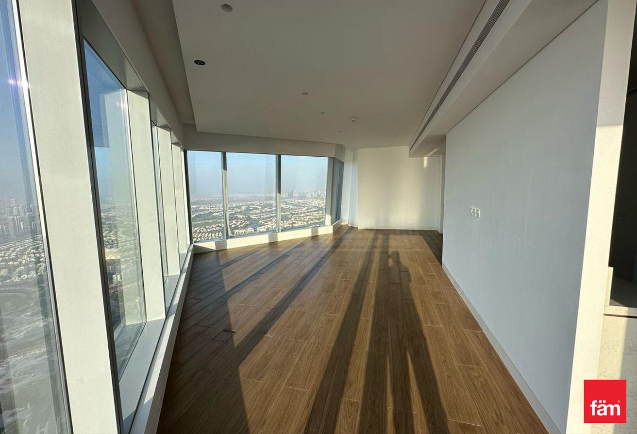 Panoramic Views | Lux Living On The Top photo 12