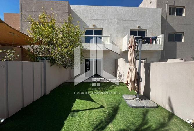 Well-Maintained 2BR TH | Affordable Living — photo 2