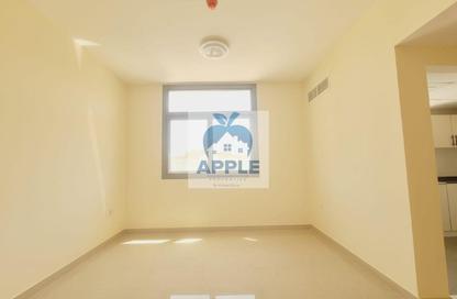 Apartment - Studio - 1 Bathroom for rent in Muwaileh 3 Building - Muwaileh - Sharjah