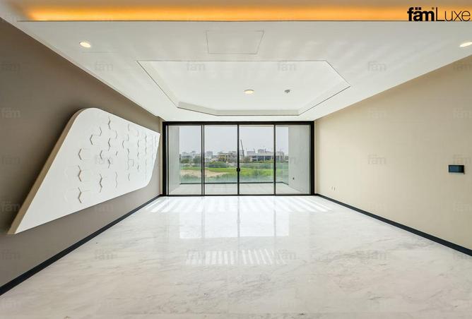 74250519 - Property Image 3