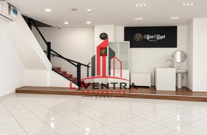 Shop - Studio for rent in Al Muraqqabat - Deira - Dubai Shop - Studio for rent in Al Muraqqabat - Deira - Dubai