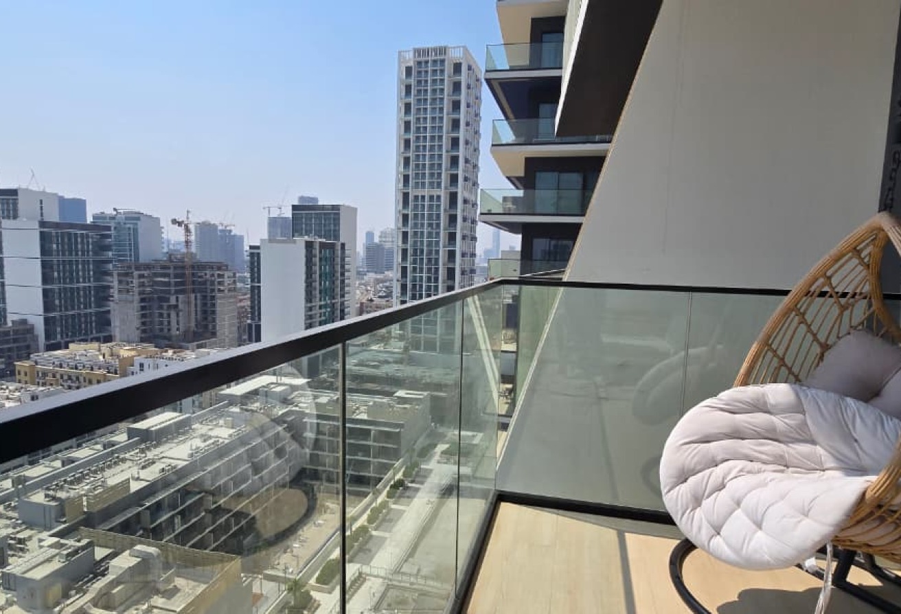 3 bedroom apartment in Binghatti Heights, Jumeirah Village Circle: 9