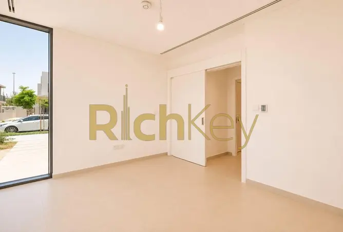 120182240 - Property Image 3
