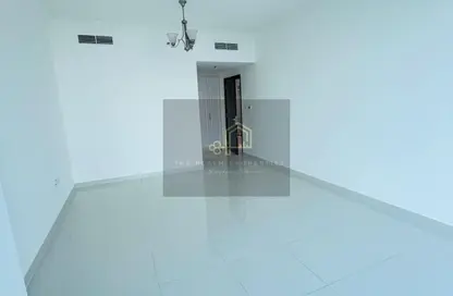 Apartment - 1 Bedroom - 2 Bathrooms for rent in Majestic Tower - Al Abraj street - Business Bay - Dubai