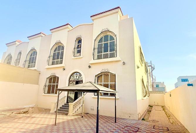 77401773 - Property Image 2